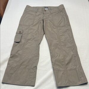 Patagonia Women's Tan Cargo Cropped Pants - 100% Organic Cotton